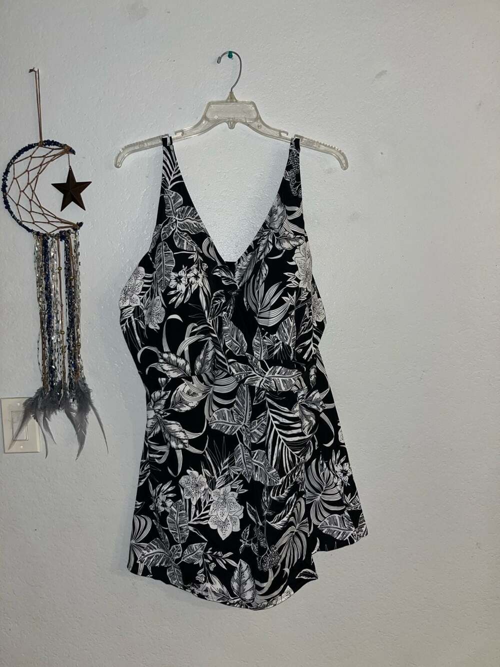 Denim & Co. Beach V-Neck Wrap Front Plus Size 30W Swim Dress Black Tropical
